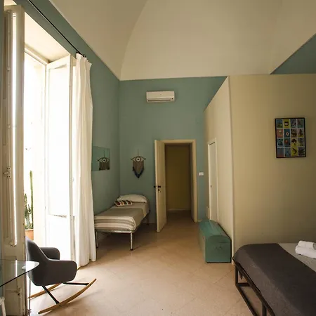 4 Balconi Rooms-boutique Bed & Breakfast