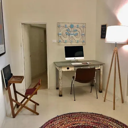 4 Balconi Rooms-boutique Bed & Breakfast Lecce